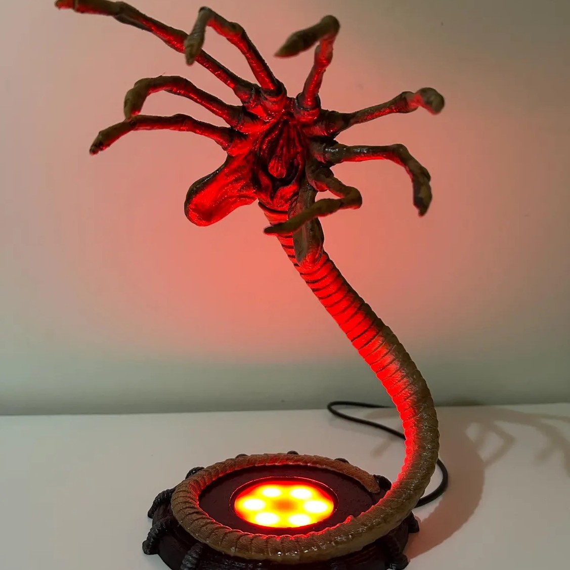 Ночник-фонарь Alien Facehugger – обзор и цена Halloween Pumpkin Decor Led